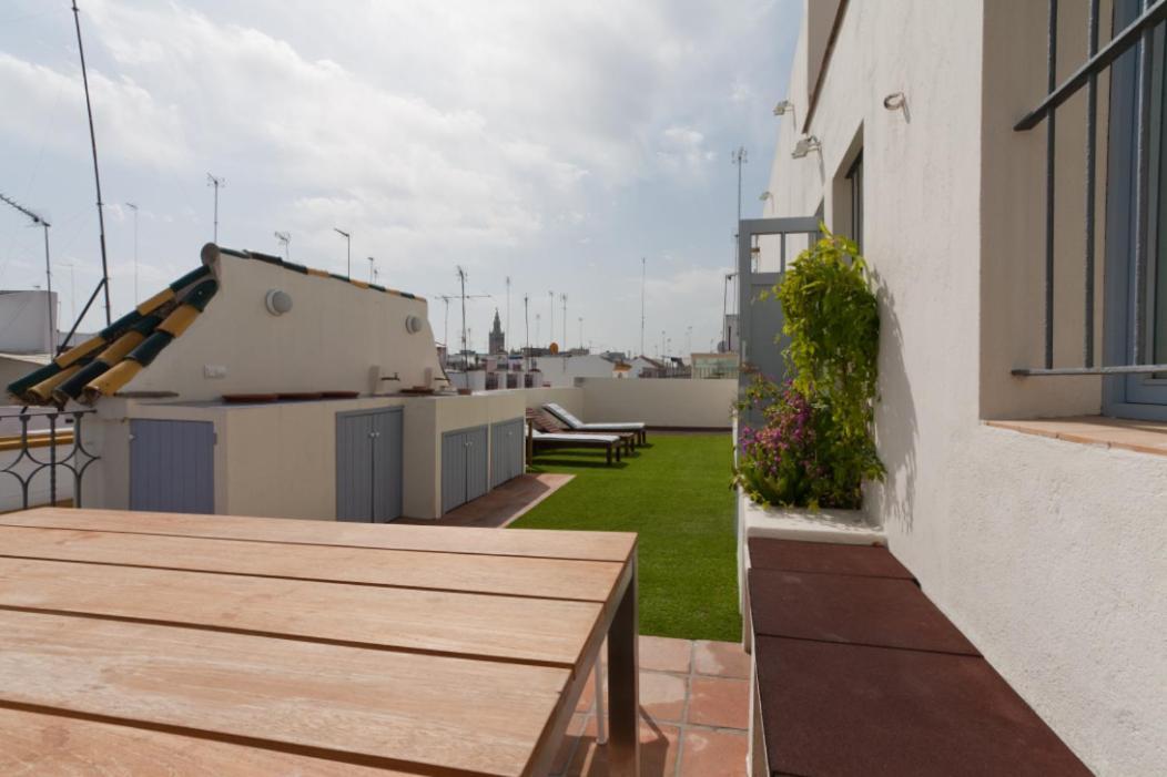 With Access To Rooftop Terrace Apartamento